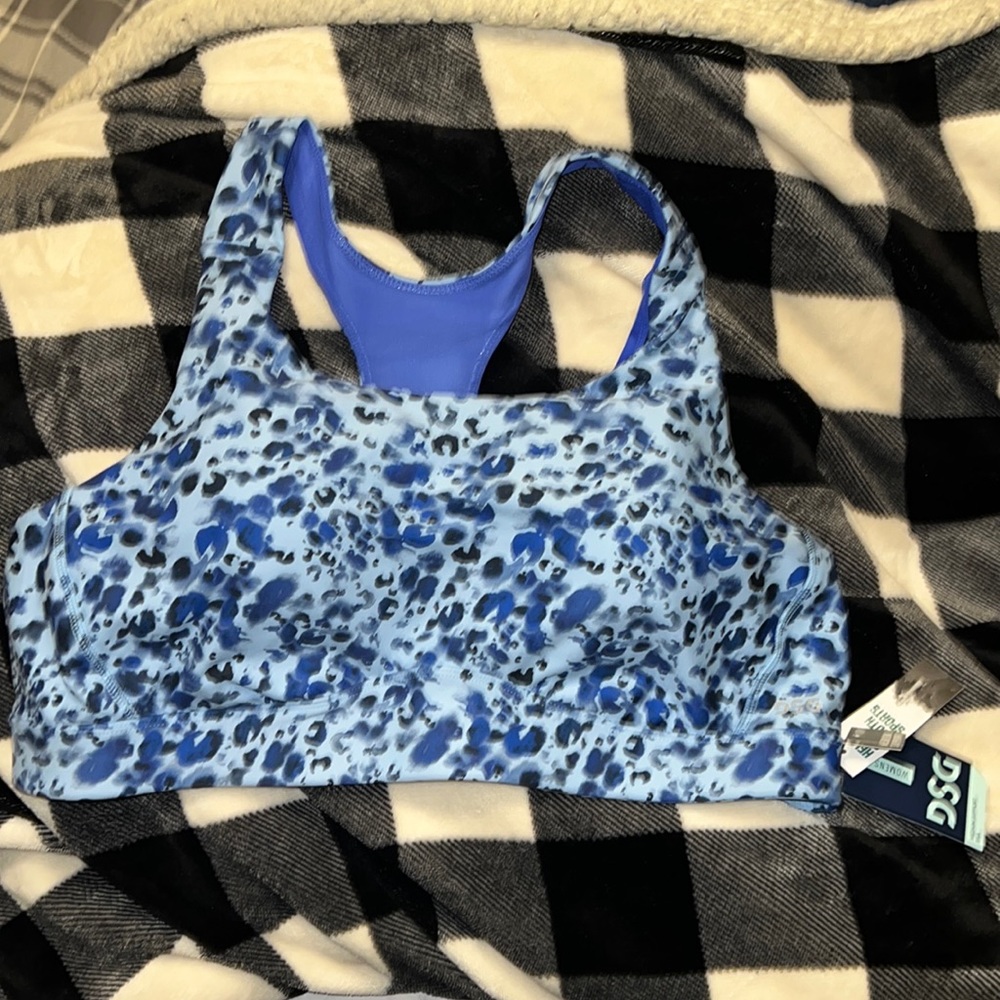 Brand new DSG sports bra medium support 2x